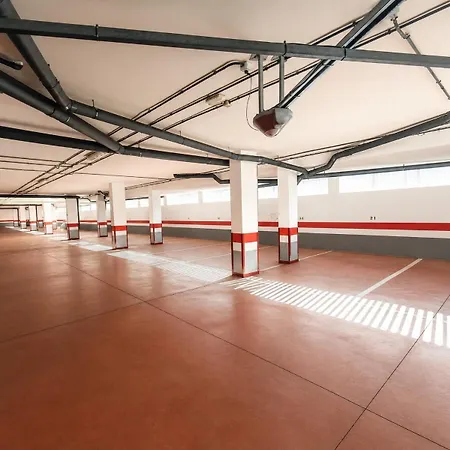 Apartament With Pool And Terrace *